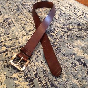 Gap leather belt